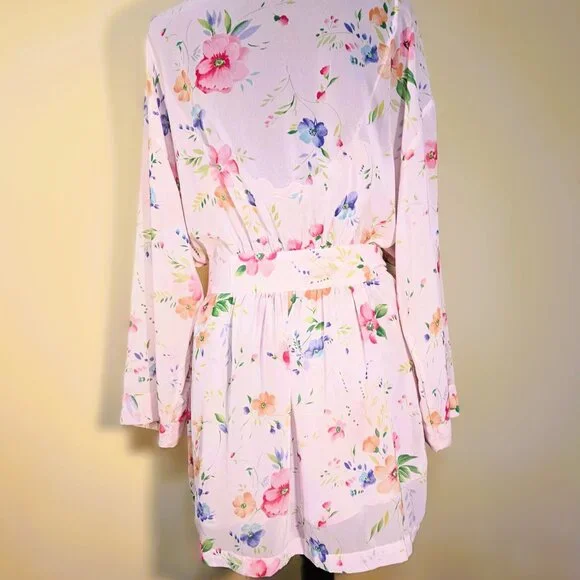 VS Vintage 2 pc Pink Floral Chiffon Babydoll and Robe Set